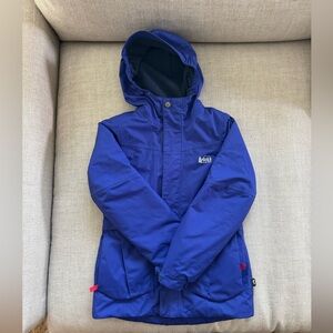 REI water resistant fleece lined jacket. Blue/pink. XS(6-7)